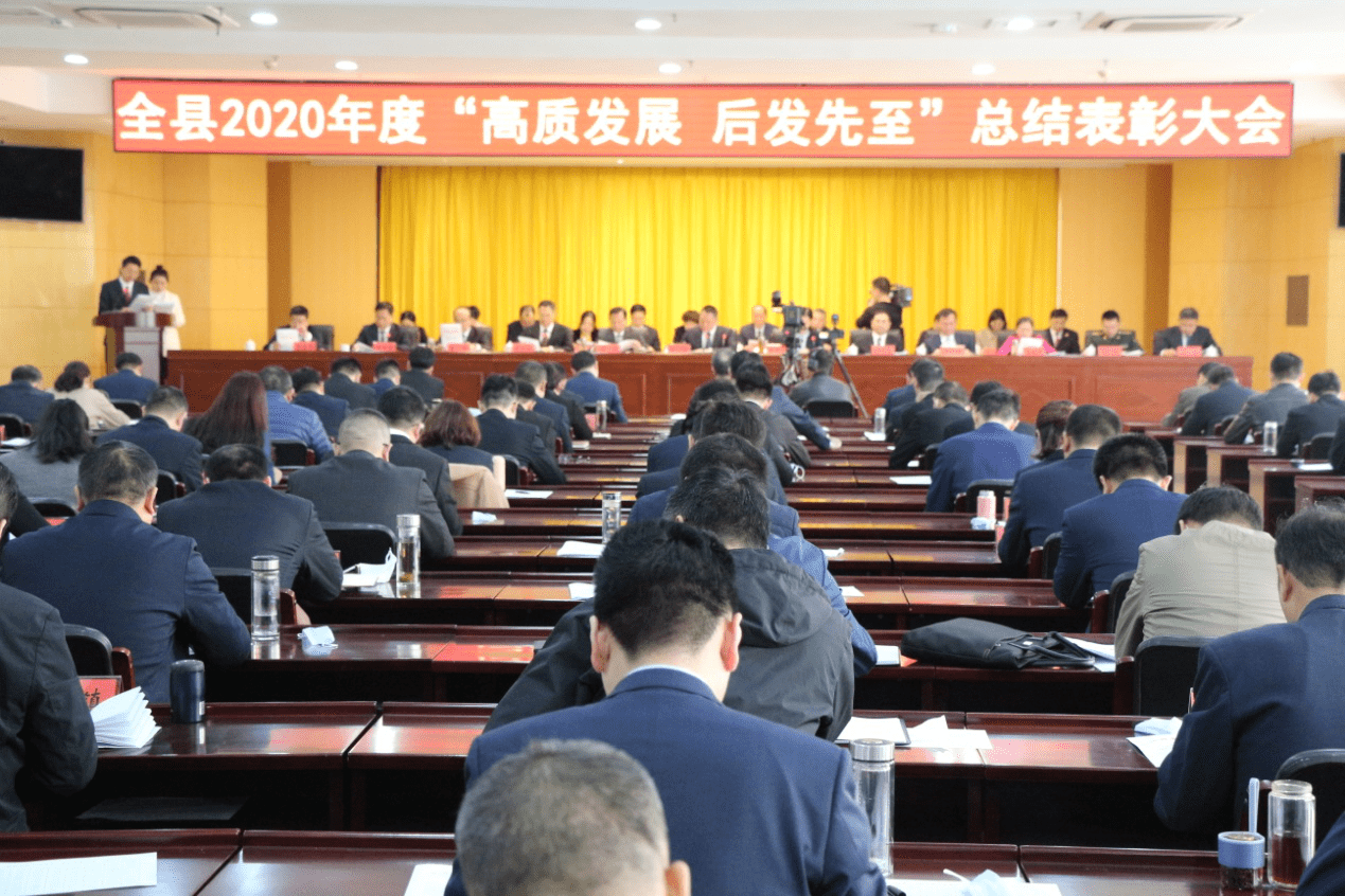 科倫多公司榮獲灌云縣重點(diǎn)納稅企業(yè)貢獻(xiàn)獎